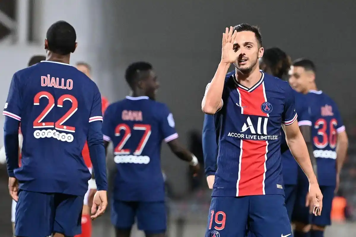 星空体育首页关于冲刺阶段巴黎圣日耳曼备战葡超，绝杀压哨细节流出，形势明朗，心理建设被强调的信息