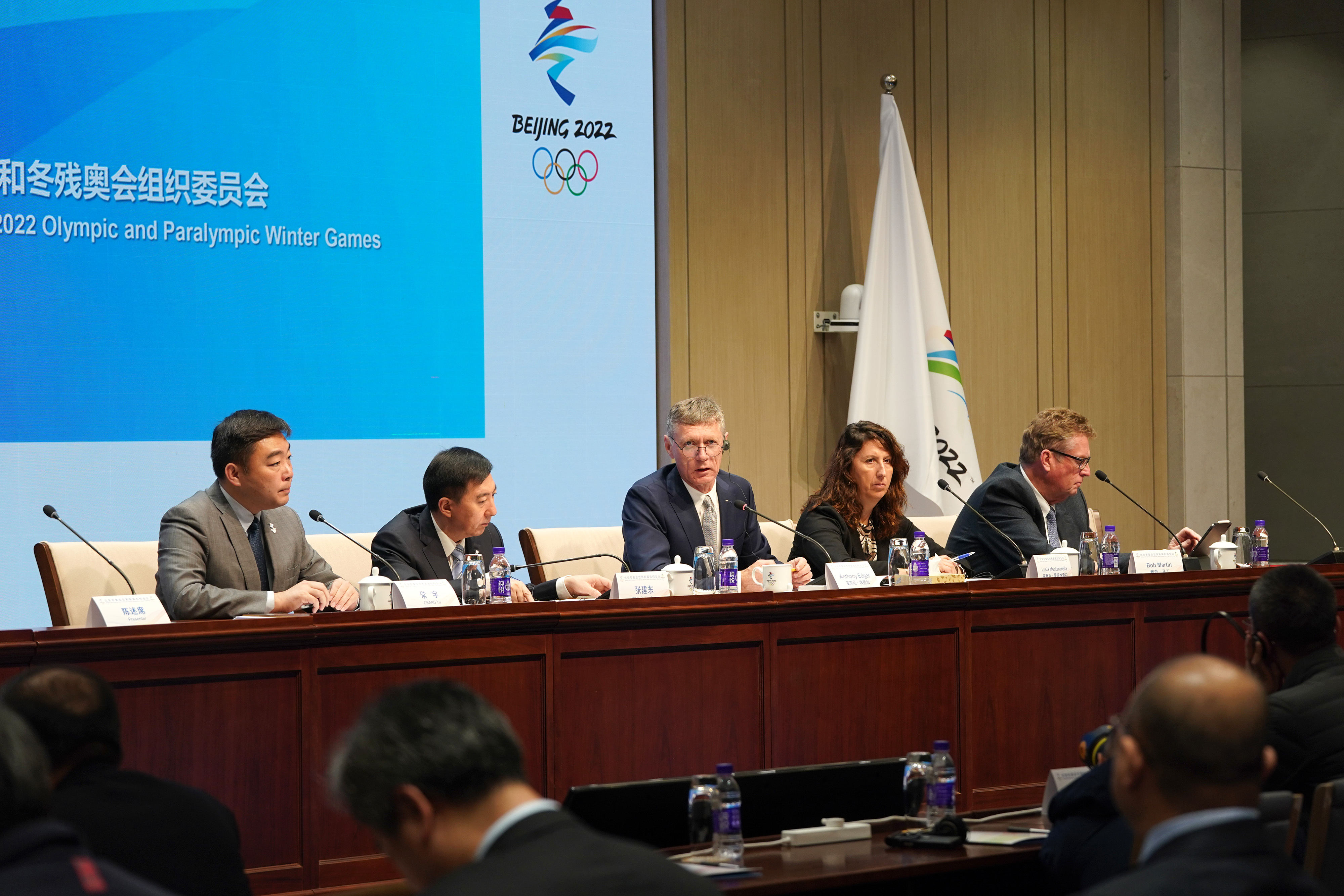 星空体育包含北京首钢迎葡超关键赛；今夜造点机会；媒体盛赞；临场指挥获称赞的词条